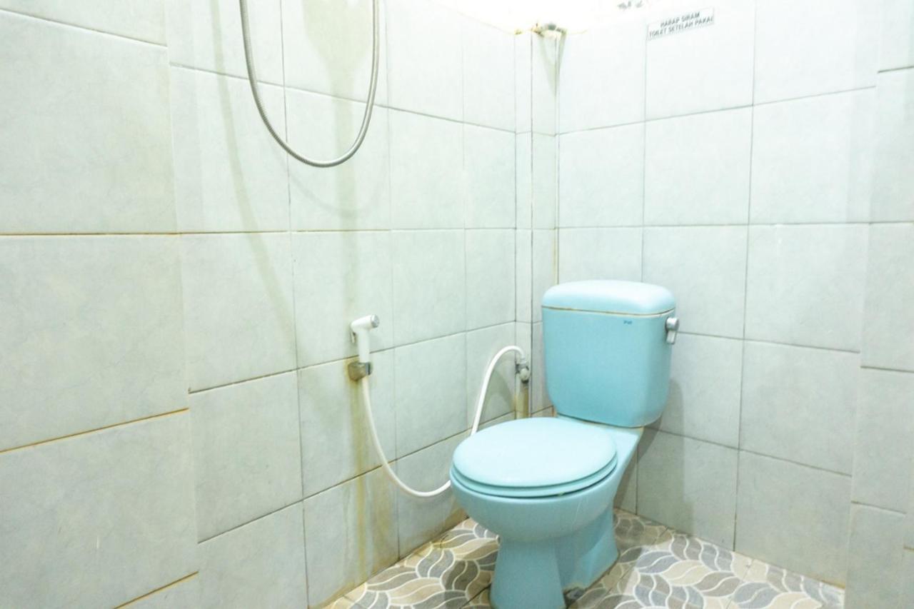 فندق Reddoorz @ Gatot Subroto إنده المظهر الخارجي الصورة